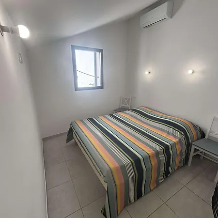 Villa Maisonnette 3 Personnes - La Nouvelle Pn000-005